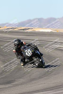 media/Dec-07-2025-CVMA (Sun) [[3e7d2de5dc]]/Race 7-Formula Lightweight Twins Shootout/